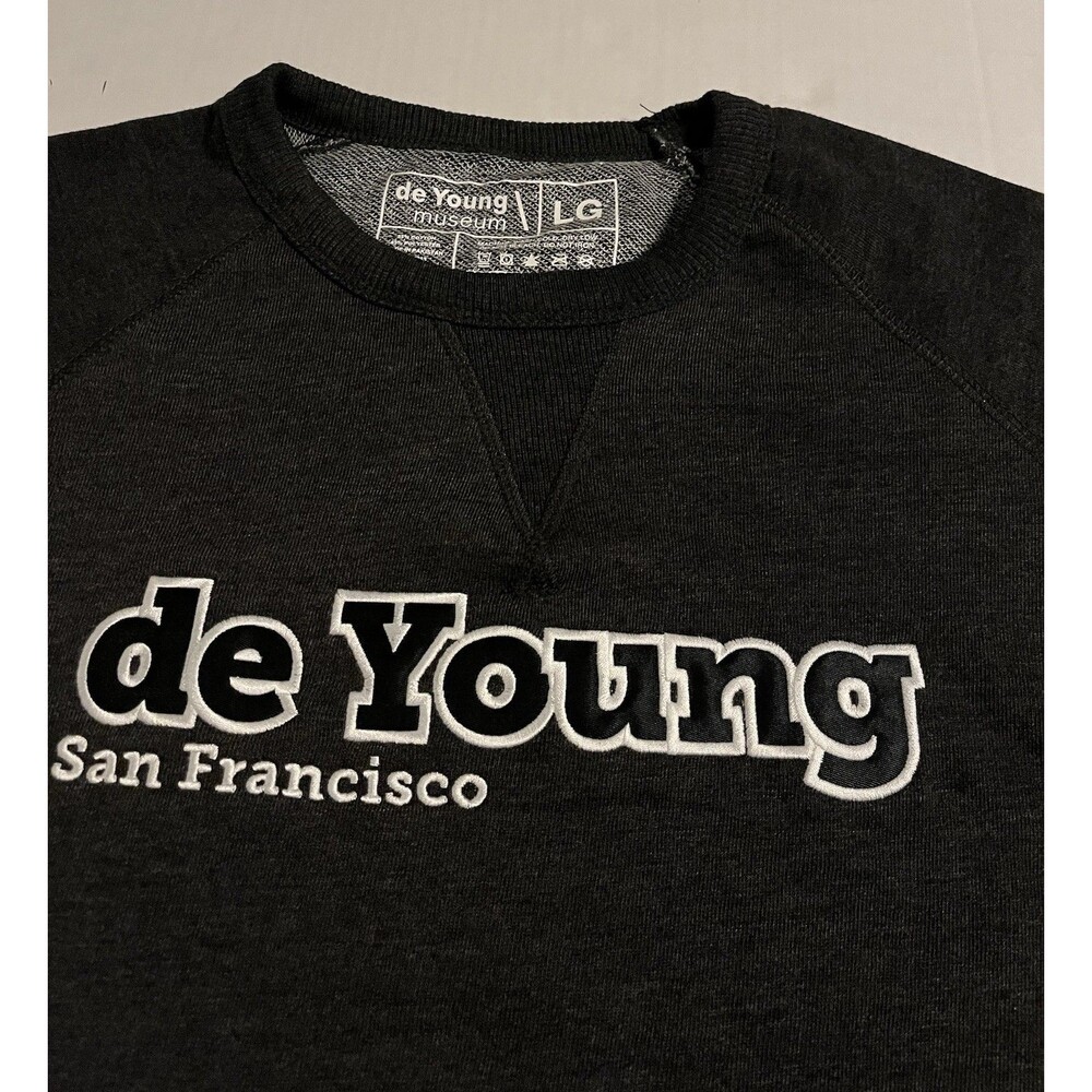 De Young Museum San Francisco CA Embroidered Sweatshirt LARGE Art O’Keefe USA